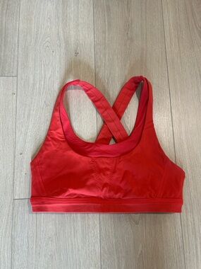 Lululemon Run Stuff Your Bra Cross-Back - size 8